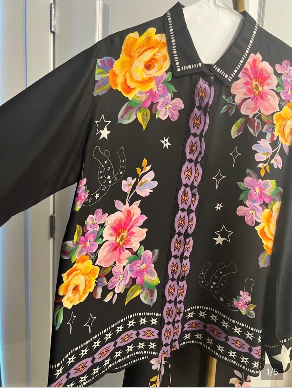 Johnny Was Floral Horseshoe SET (Top S, Bottoms M) 💐 💫 - Picture 2 of 6